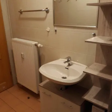 Apartma C-06, C-11 *