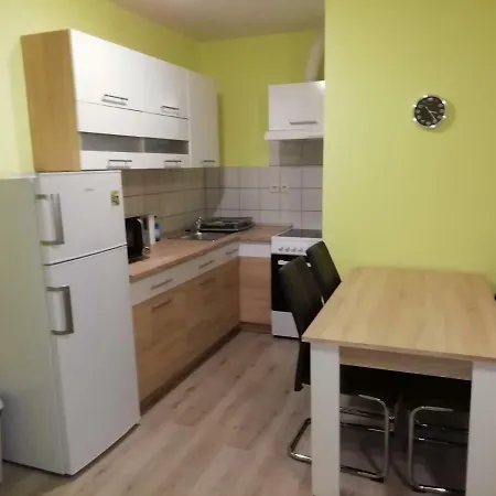 Apartma C-06, C-11 Daire *